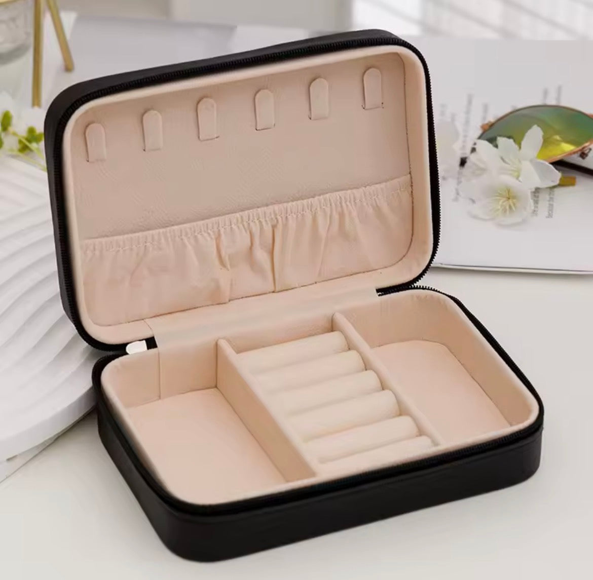 Large Black Travel Jewelry Box/Case Lightweight